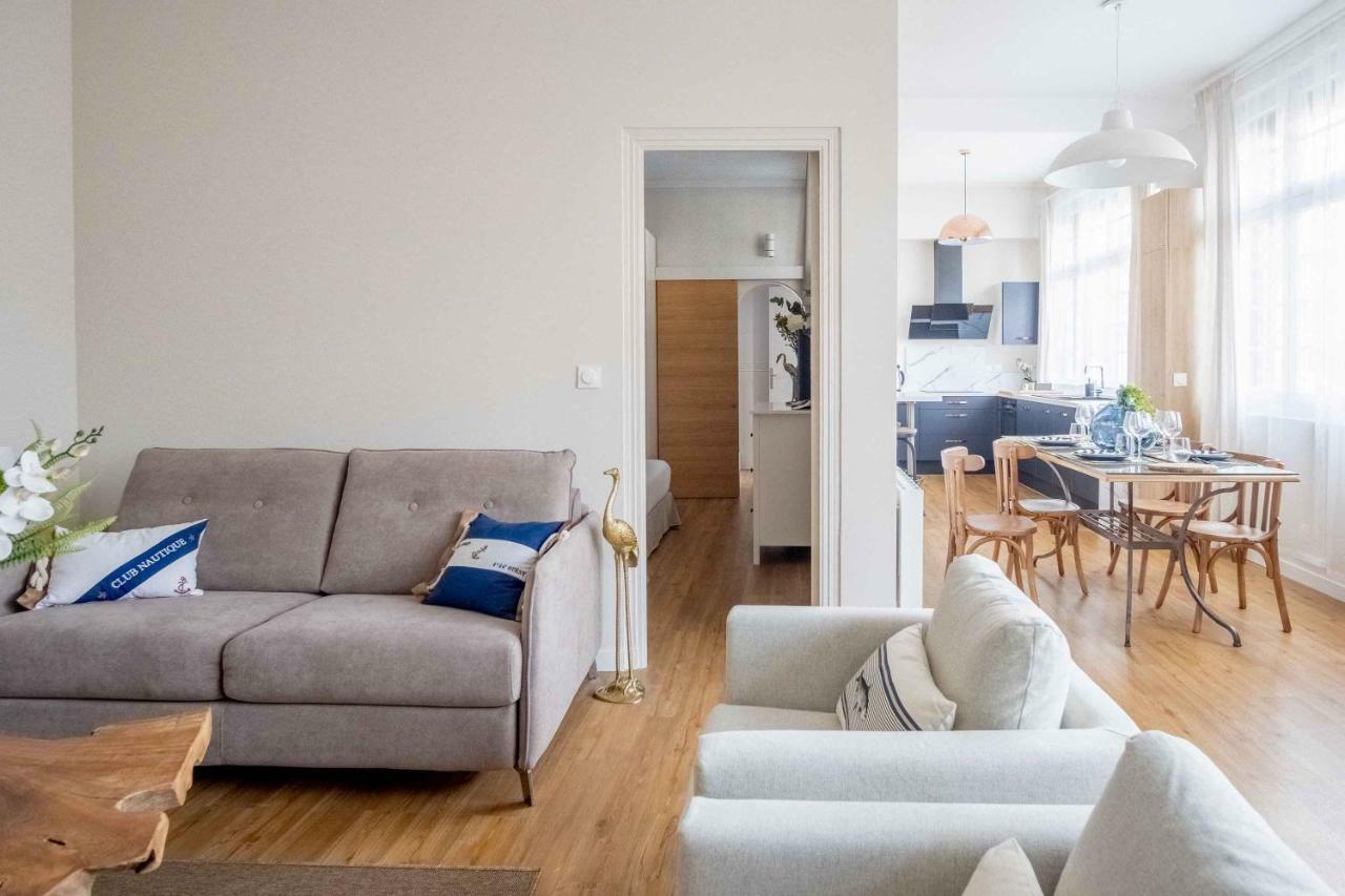 Elegant Appartement En Plein Coeur De Cabourg - Les Locations De Proust Exterior photo