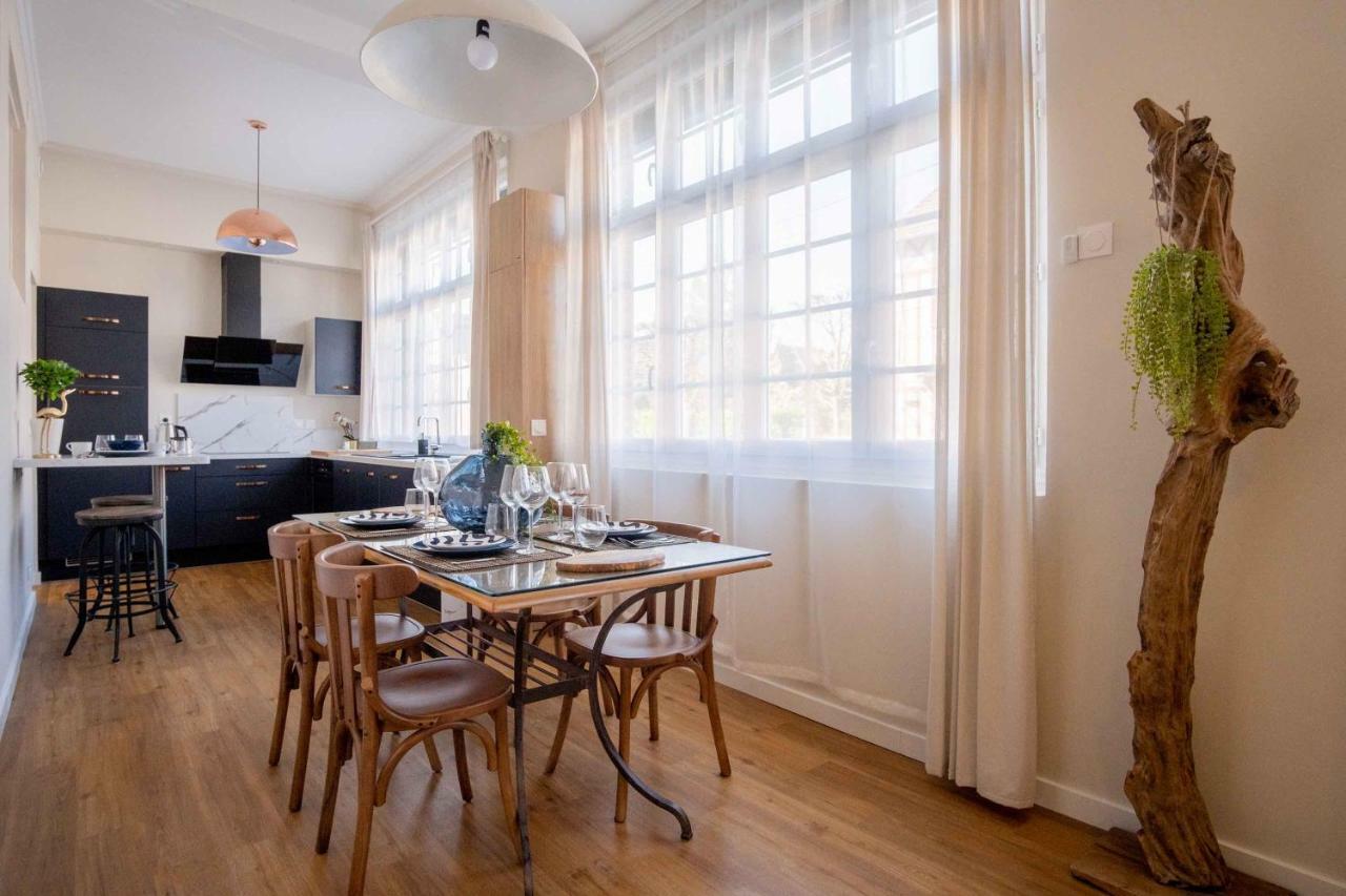 Elegant Appartement En Plein Coeur De Cabourg - Les Locations De Proust Exterior photo