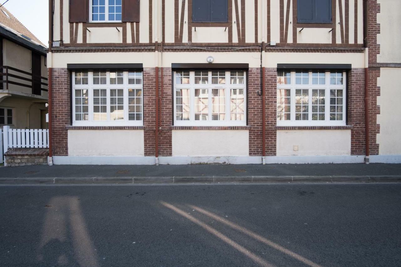 Elegant Appartement En Plein Coeur De Cabourg - Les Locations De Proust Exterior photo